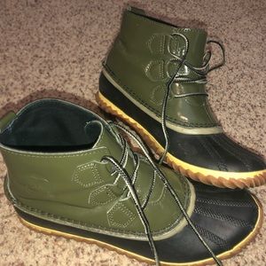 Sorel Short Winter Boots